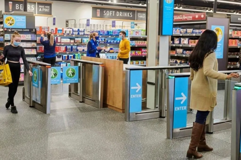 Nowy eksperyment Aldi: płatny dostęp do sklepów w Wielkiej Brytanii